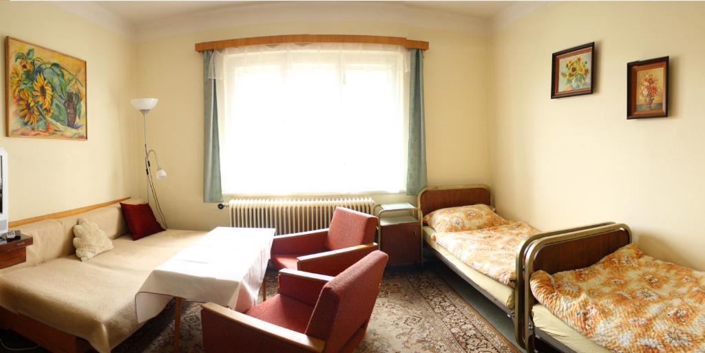Bungalovy A Ubytovani Ratiborice- Zlic Ceska Skalice Bilik gambar